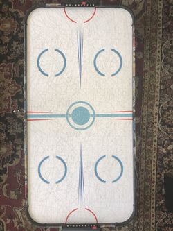 Air hockey
