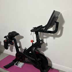 Peloton Bike