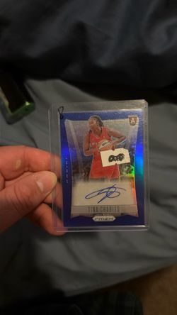 Tina Charles Panini Prizm Auto Trading Card