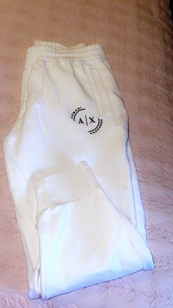 White joggers for men size (Medium)