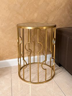 Elegant Gold Round Side Table with Glass Top – Modern Luxury Accent Table