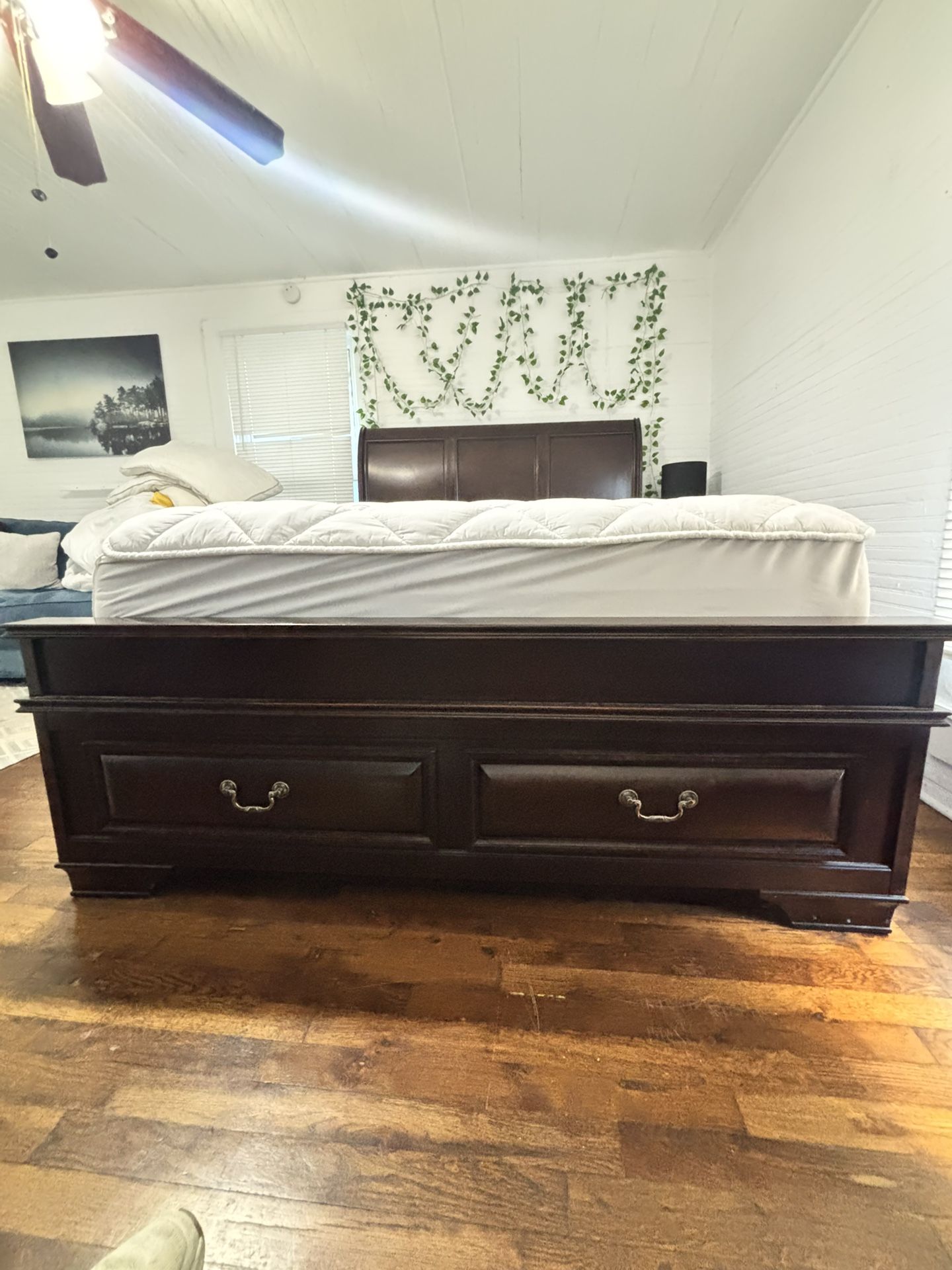 Oak Wood Bed frame With Drawers