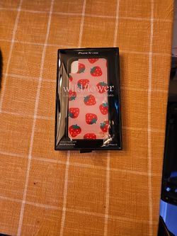 Wildflower Strawberry Case for IPhone Xr