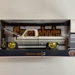 M2 Machines Squarebody Syndicate 2 Fifty Shades 1975 Cheyenne Super 10 - CHASE