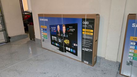 New 77 Inch OLED S90F Samsung Smart TV 4K UHD woth 144 Hz refresh rate new in the box. 2025 Model. Includes all new accessories and manufacturer warra