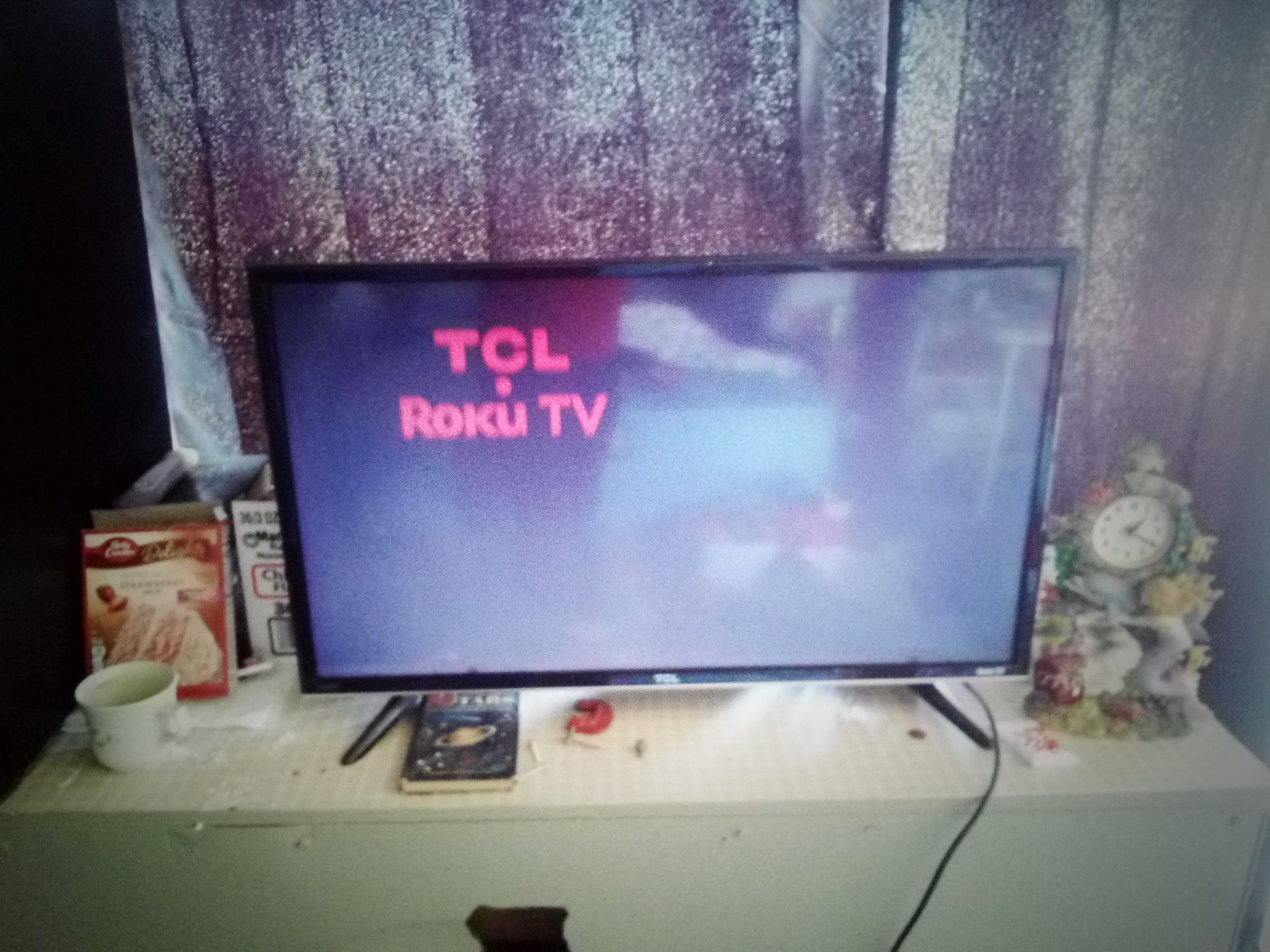 Tcl Roku 32 inch tv