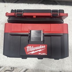 Milwaukee FUEL M18 Vacuum