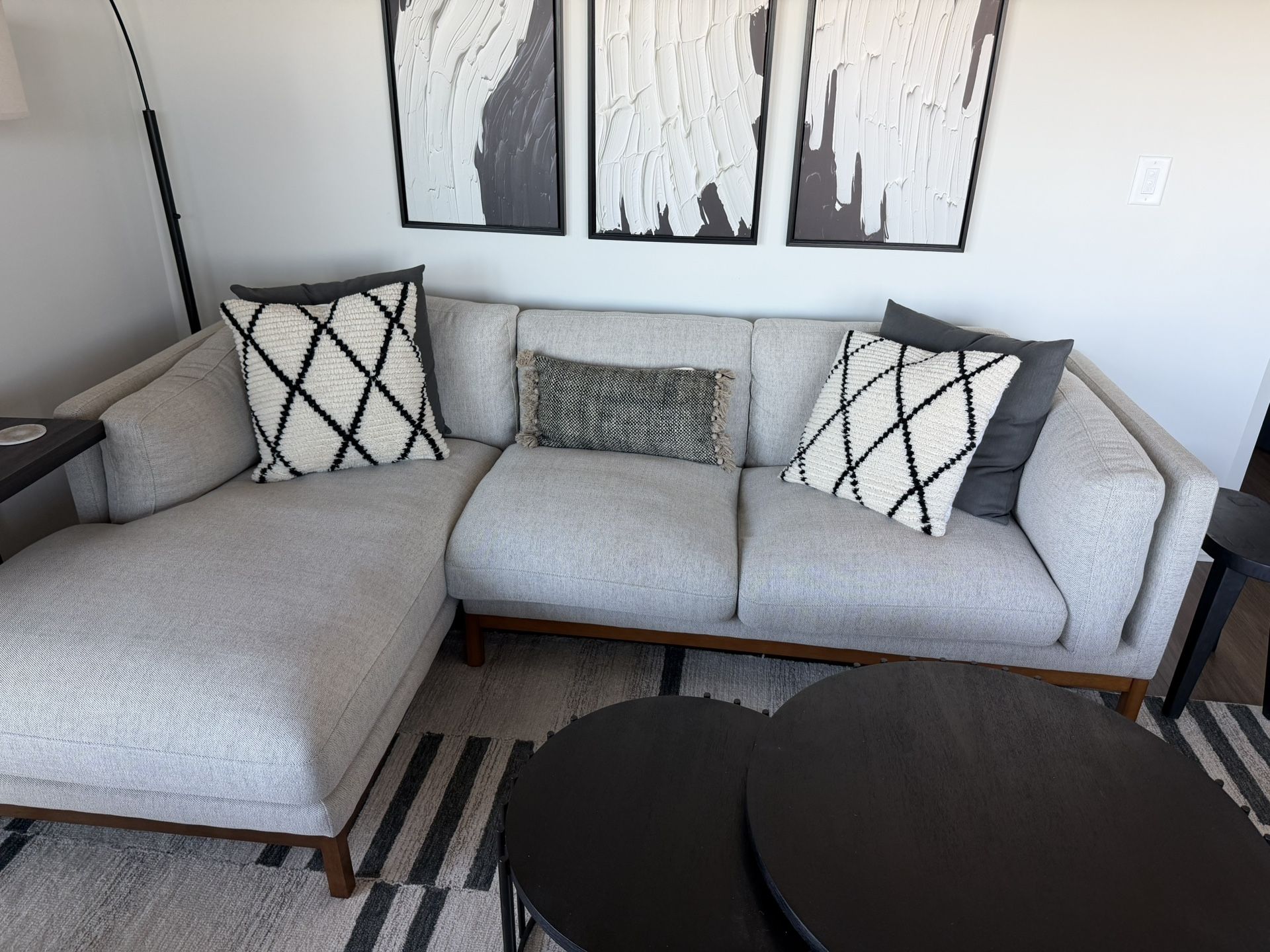 Owen Chaise Sectional Sofa