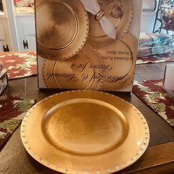 Golden Leaf & Diamonds 8 Charger Plates Serves 8