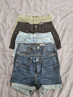 5 Pairs Size 8 Shorts