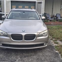 2009 BMW 750i