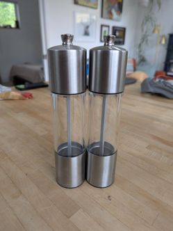 Salt and Pepper shaker set