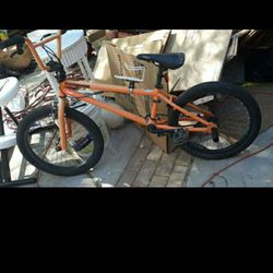 mongoose 20 inch bmx bike