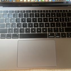 Apple MacBook Air 13”