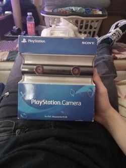 Ps4 camera in box