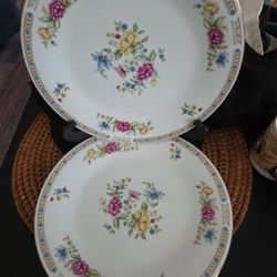 Vtg Liling Fine China Yung Shen, "Ling Rose" Pattern Dinner Plates