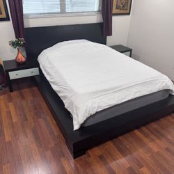 🔥 Bedroom Furniture Set for Sale – Great Condition! 🔥