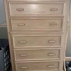 Bedroom Set Broyhill Whitewash
