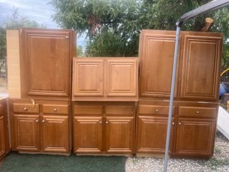 Kitchen gabinetes