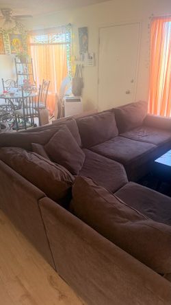 Sectional couch