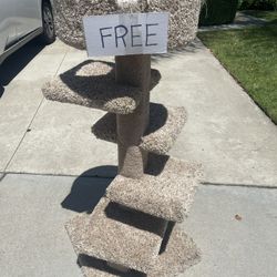 Cat Tower— FREE