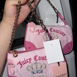 Juicy Couture Wristlet 