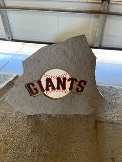 Giants baseball concrete logo stand