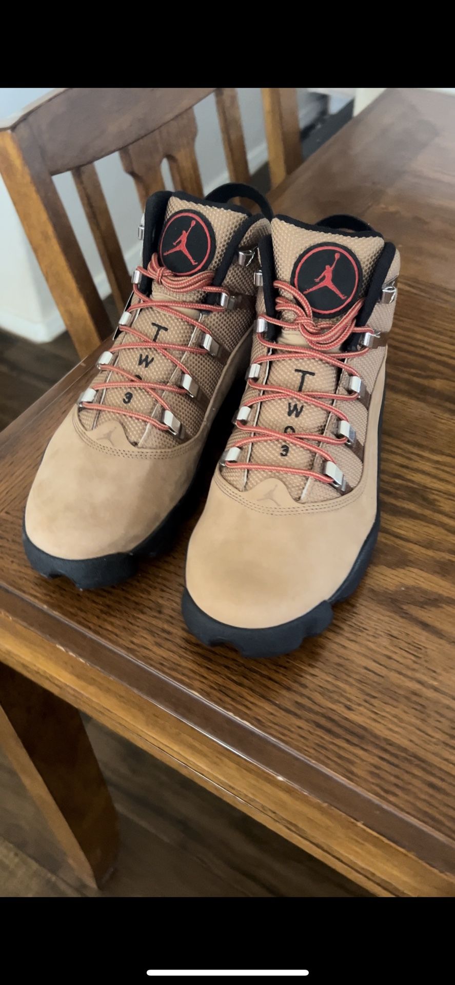 Jordan Boots (SIZE 9)