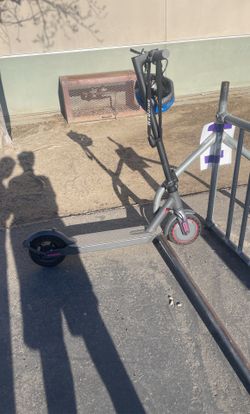 Electric Scooter(want To Trade For A Se Bike)