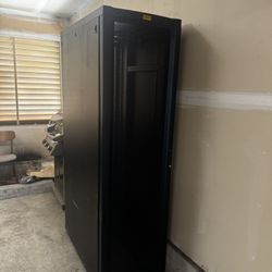 APC Server Rack 42U