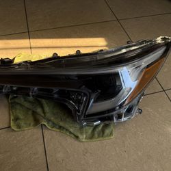 TYC PAIR LED Headlights For Toyota Corolla SE/XSE Hatchback 2023-2025 Models