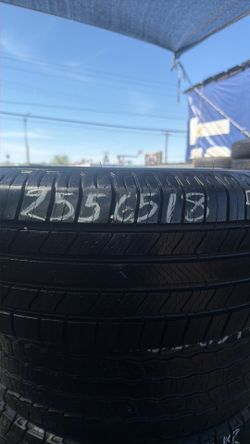 One tire 255/65/18 Michelin 98% Vida Dot 3325