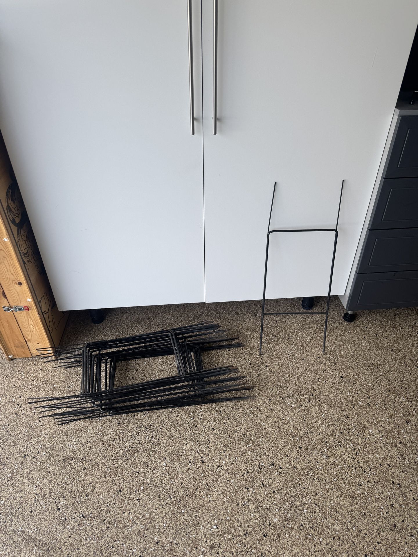 Real Estate H Frame sign holders