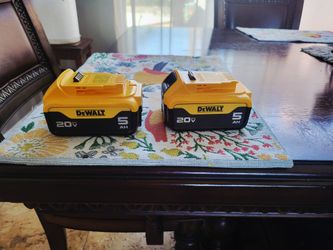 Dewalt (2)brand new 20 volt 5ah batteries