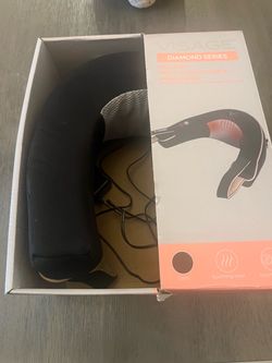 Visage Diamond Series Heated Neck & Shoulder Massager