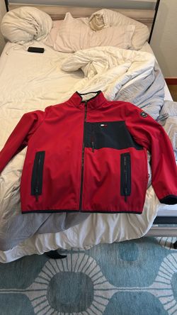 Tommy Hilfiger Men’s XXL Weighted Jacket