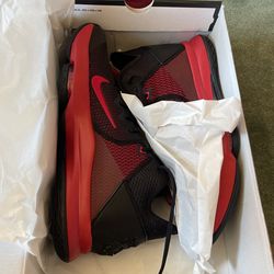 Lebron Witness 4 - Size 13 Brand New in Box