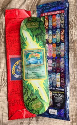 Pokemon X Santa Cruz Venusaur Skateboard Deck
