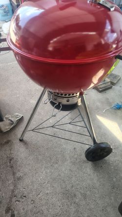 Weber charcoal grill