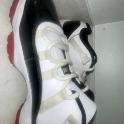 Jordan Retro 10's Low Top Black/Red/White Sz 9.5!!!