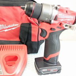 M18 Milwaukee FUEL Compact 1/2" Hammer Drill Combo
