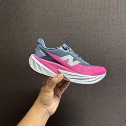 New Balance Fuelcell Rebel V5 ( Women’s) 