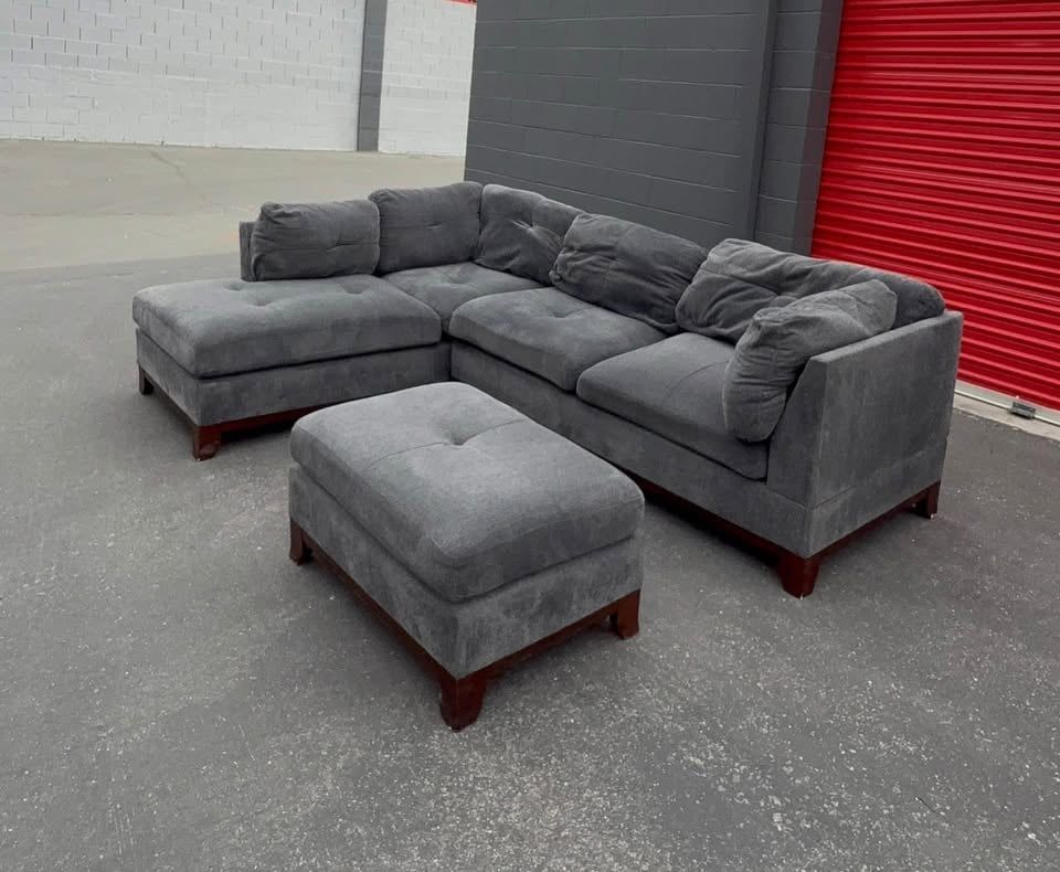 🩶 Cozy Charcoal Gray Sectional + Ottoman — Free Delivery 🩶