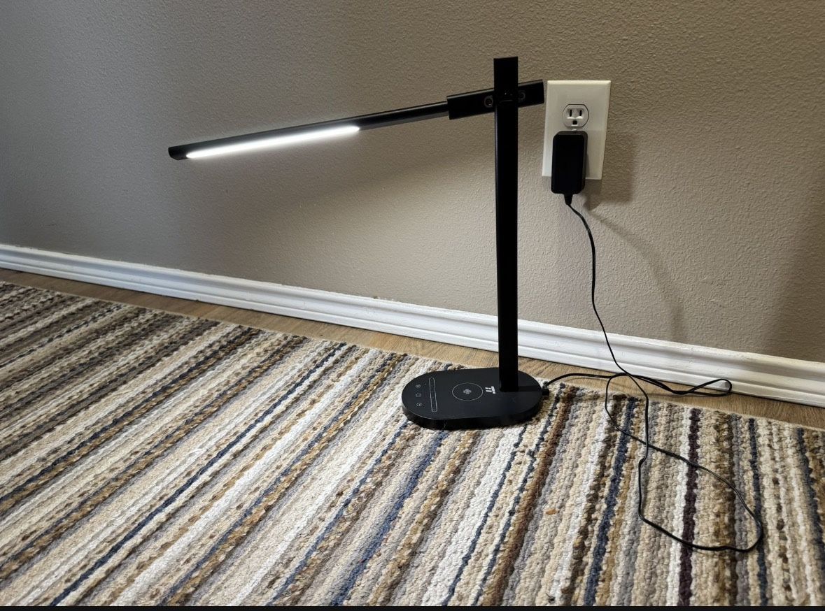 Dimmable LED Desk Lamp with Wireless Charging Pad