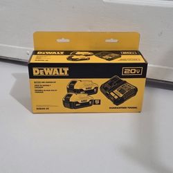 DEWALT 20 VT MAX 2 BATTERS 5.0 AND CHARGER SET NEW 