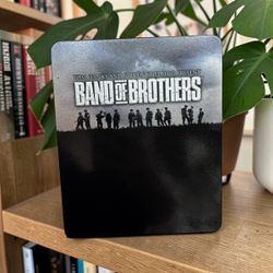 Band of Brothers Steelbook Blu-ray Complete Series – 6 Discs in metal case (NEW)