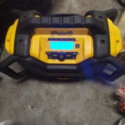 Dualt Bluetooth Stereo