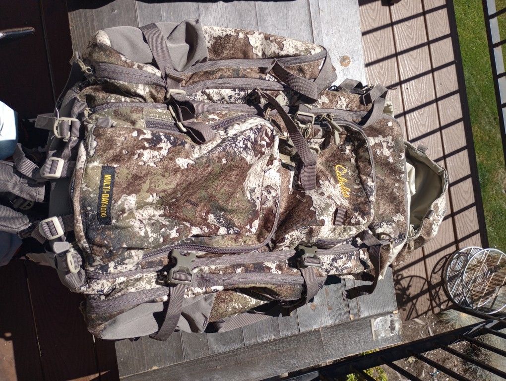 Cabela's Hunting Backpack for Sale in Salem, OR OfferUp