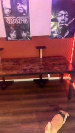 Table/ desk