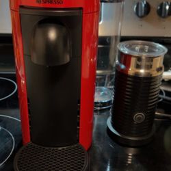 Nespresso Vertuo plus - Cherry Red